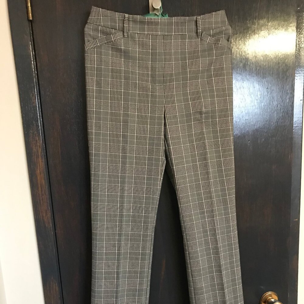 Reitmans Ladies Plaid Pants Size 8 NEW WITHOUT TAGS